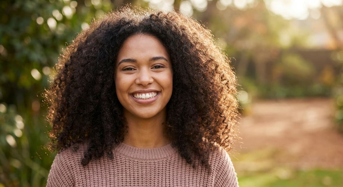 Original portrait photo - woman with curly hair